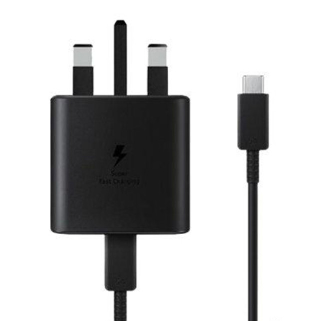 شارژر دیواری 45 وات سامسونگ مدل EP-T4511، اتصال سه پین، درگاه خروجی USB-C، به همراه کابل USB-C، دارای قابلیت شارژ سریع، تکنولوژی شارژ PD 3.0